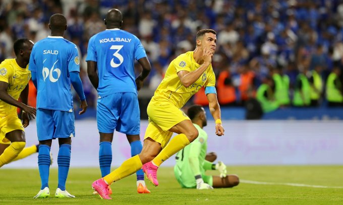 Ronaldo lập cú đúp, Al Nassr ngược dòng, vô địch Arab Champions Cup Ronaldo lập cú đúp, Al Nassr ngược dòng, vô địch Arab Champions Cup