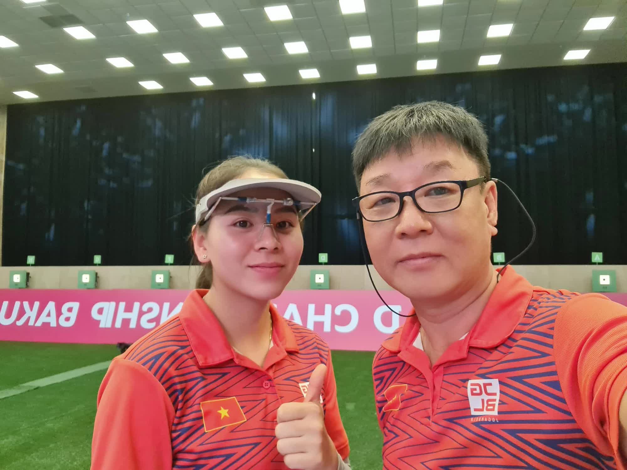 Trịnh Thu Vinh - Nữ xạ thủ 23 tuổi xuất sắc giành tấm vé thứ 2 tham dự Olympic Paris 2024 - Ảnh 2. Trịnh Thu Vinh - Nữ xạ thủ 23 tuổi xuất sắc giành tấm vé thứ 2 tham dự Olympic Paris 2024 - Ảnh 2.