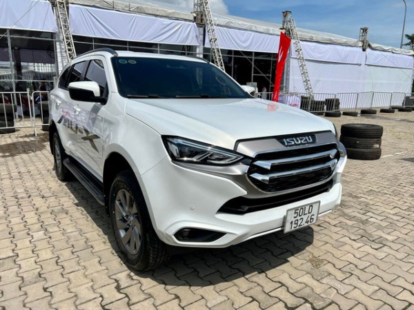SUV 7 chỗ: Toyota Fortuner vẫn 