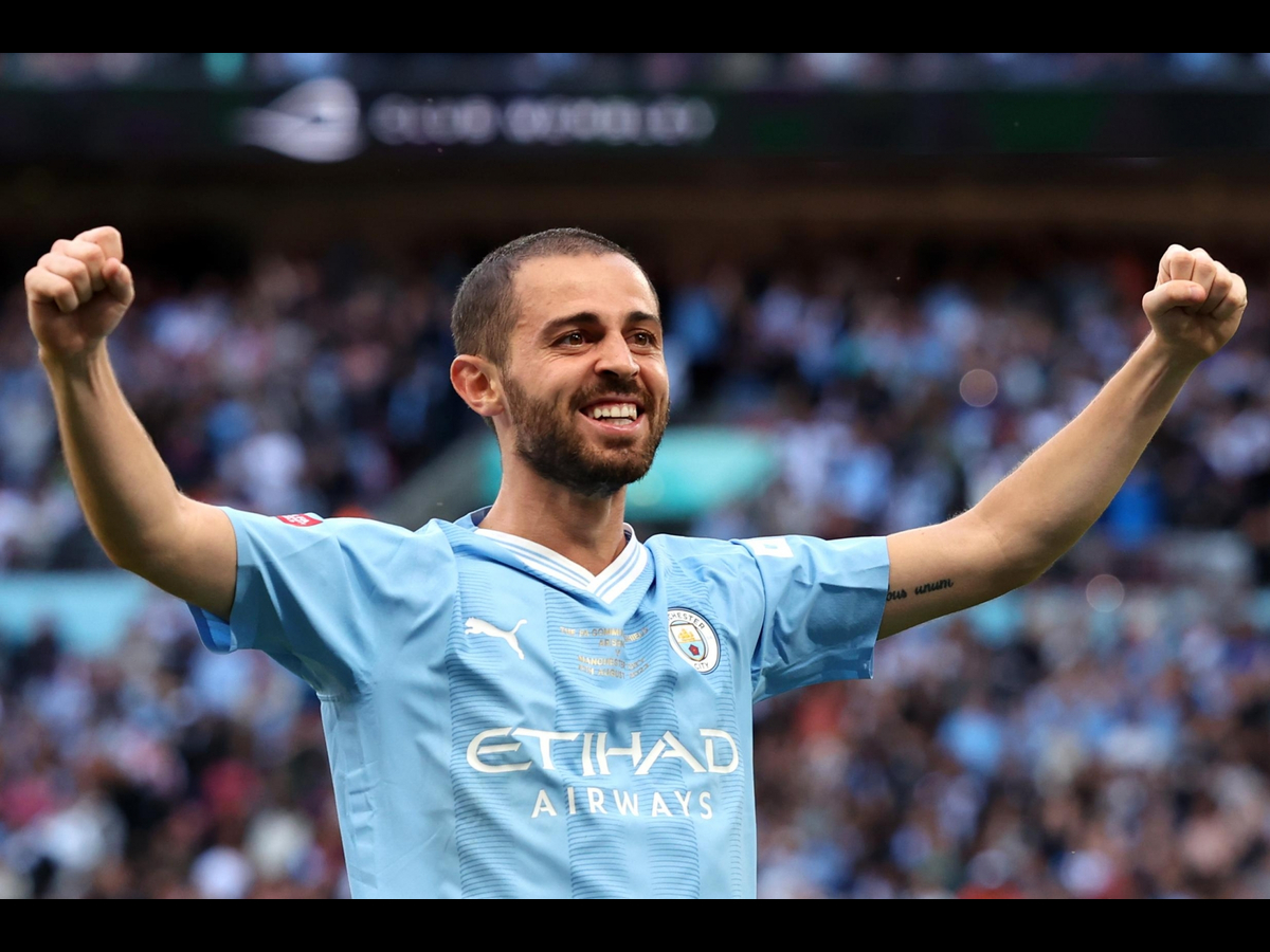 Bernardo Silva gia hạn hợp đồng với Manchester City