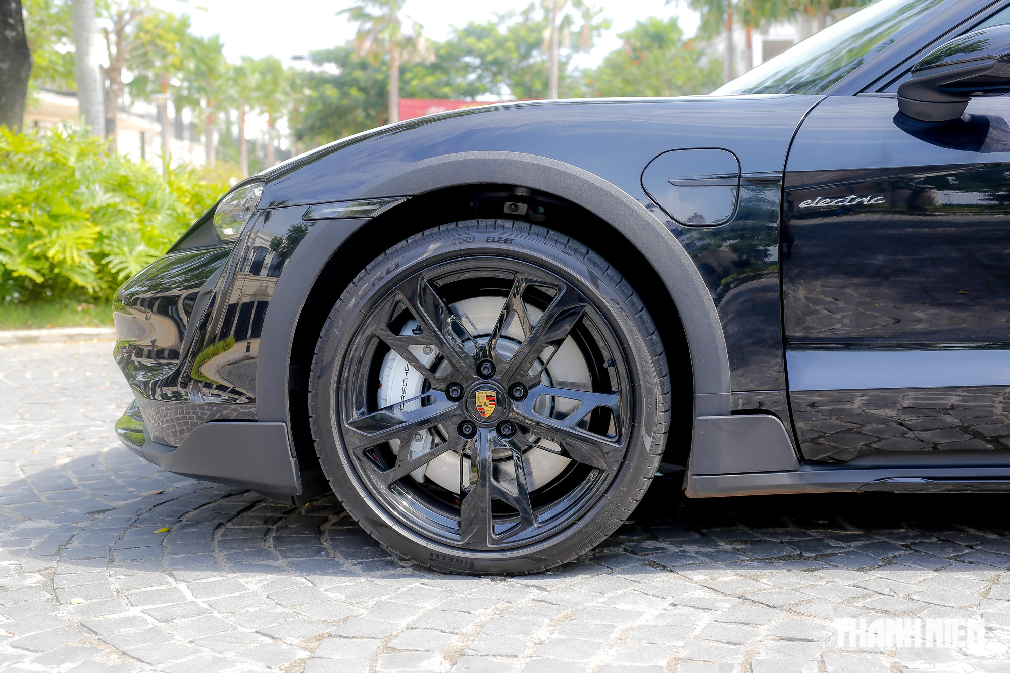 Porsche Taycan Cross Turismo - Xe điện gây nghiện Porsche Taycan Cross Turismo - Xe điện gây nghiện