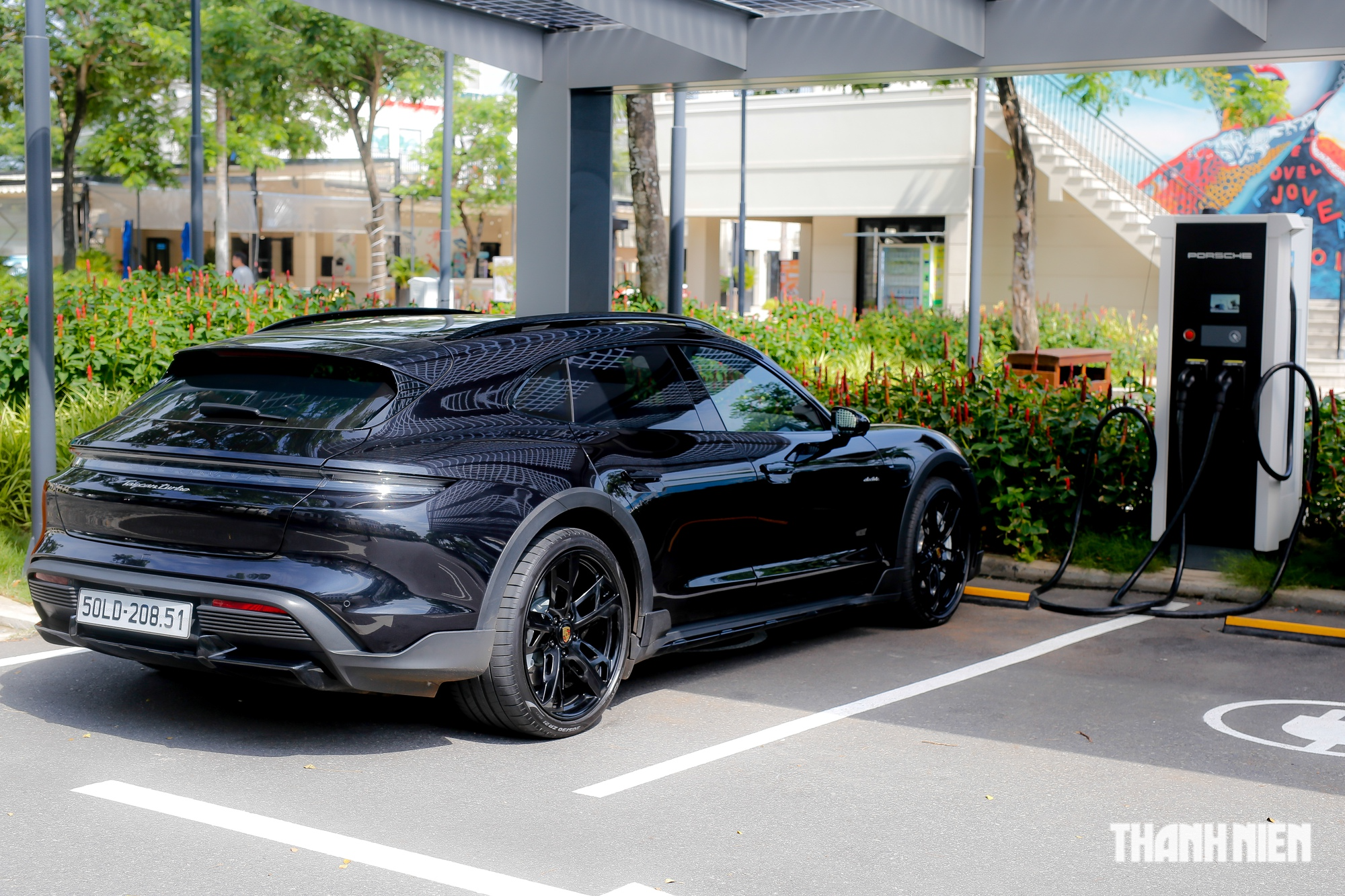 Porsche Taycan Cross Turismo - Xe điện gây nghiện Porsche Taycan Cross Turismo - Xe điện gây nghiện
