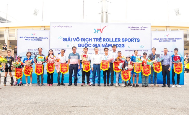 Khai mạc Giải vô địch trẻ Roller Sports Quốc gia năm 2023 - Ảnh 2. Khai mạc Giải vô địch trẻ Roller Sports Quốc gia năm 2023 - Ảnh 2.
