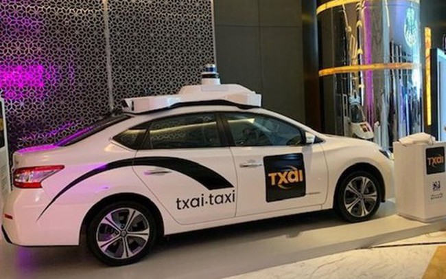 Dịch vụ xe taxi tự lái miễn phí tại UAE Dịch vụ xe taxi tự lái miễn phí tại UAE