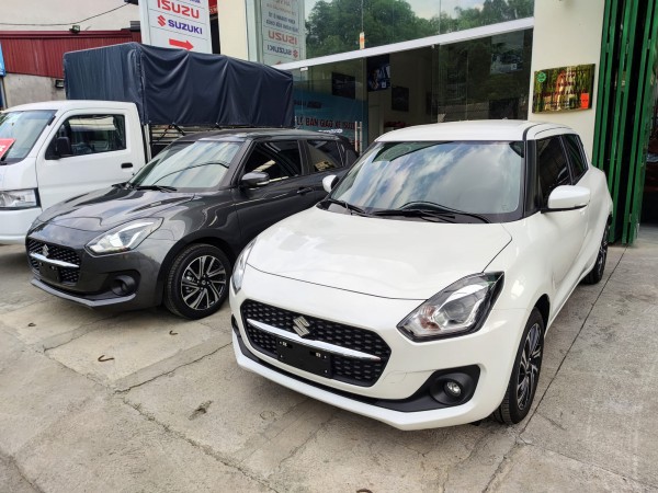 Ế ẩm, Suzuki Swift tại Việt Nam giảm giá tới 40 triệu đồng Ế ẩm, Suzuki Swift tại Việt Nam giảm giá tới 40 triệu đồng