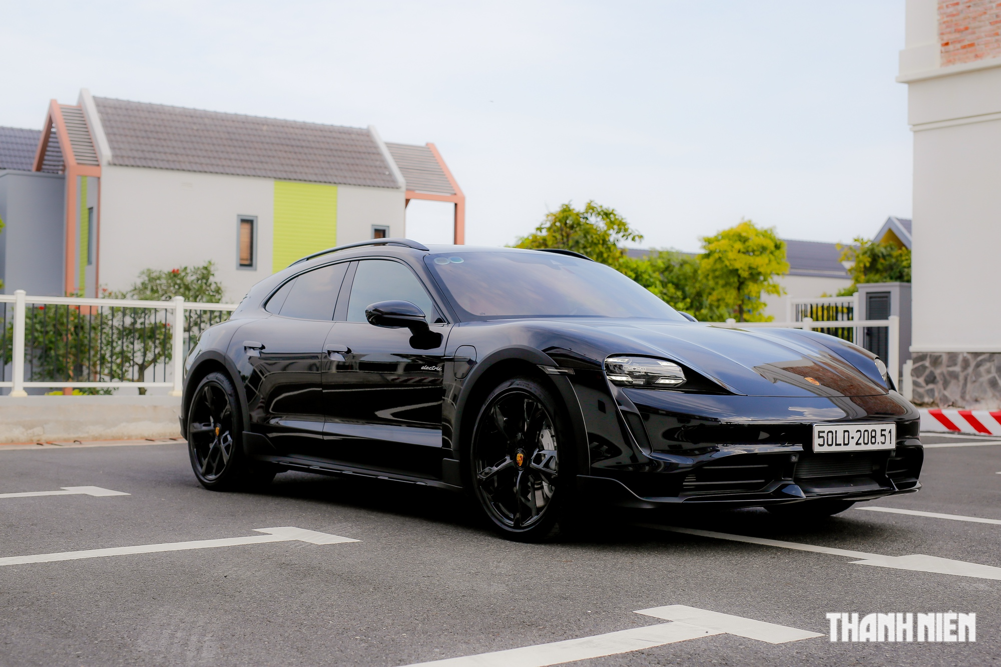Porsche Taycan Cross Turismo - Xe điện gây nghiện Porsche Taycan Cross Turismo - Xe điện gây nghiện