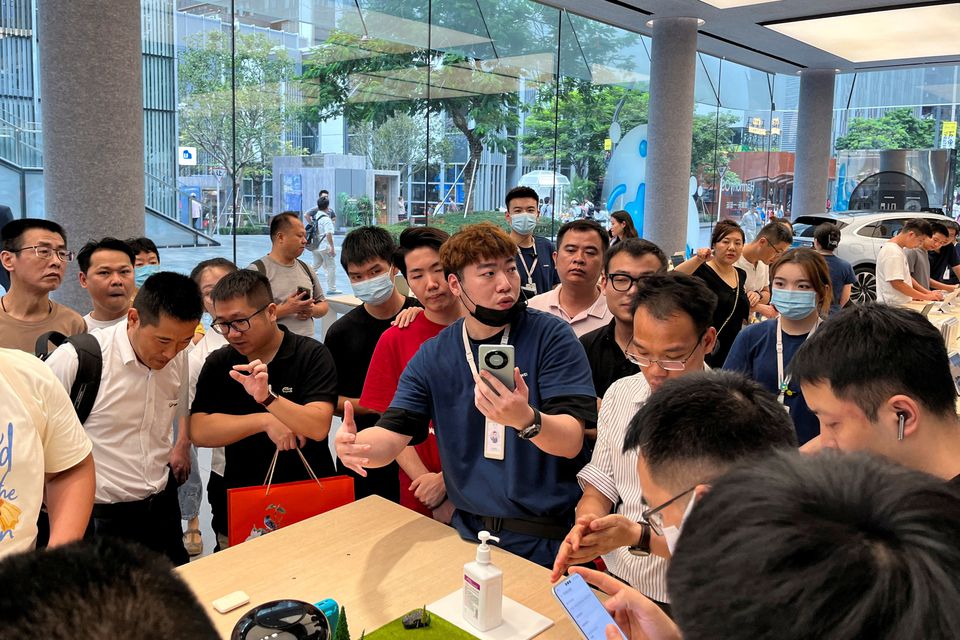 Trung Quốc và đột phá về công nghệ chip qua mẫu điện thoại flagship của Huawei Trung Quốc và đột phá về công nghệ chip qua mẫu điện thoại flagship của Huawei