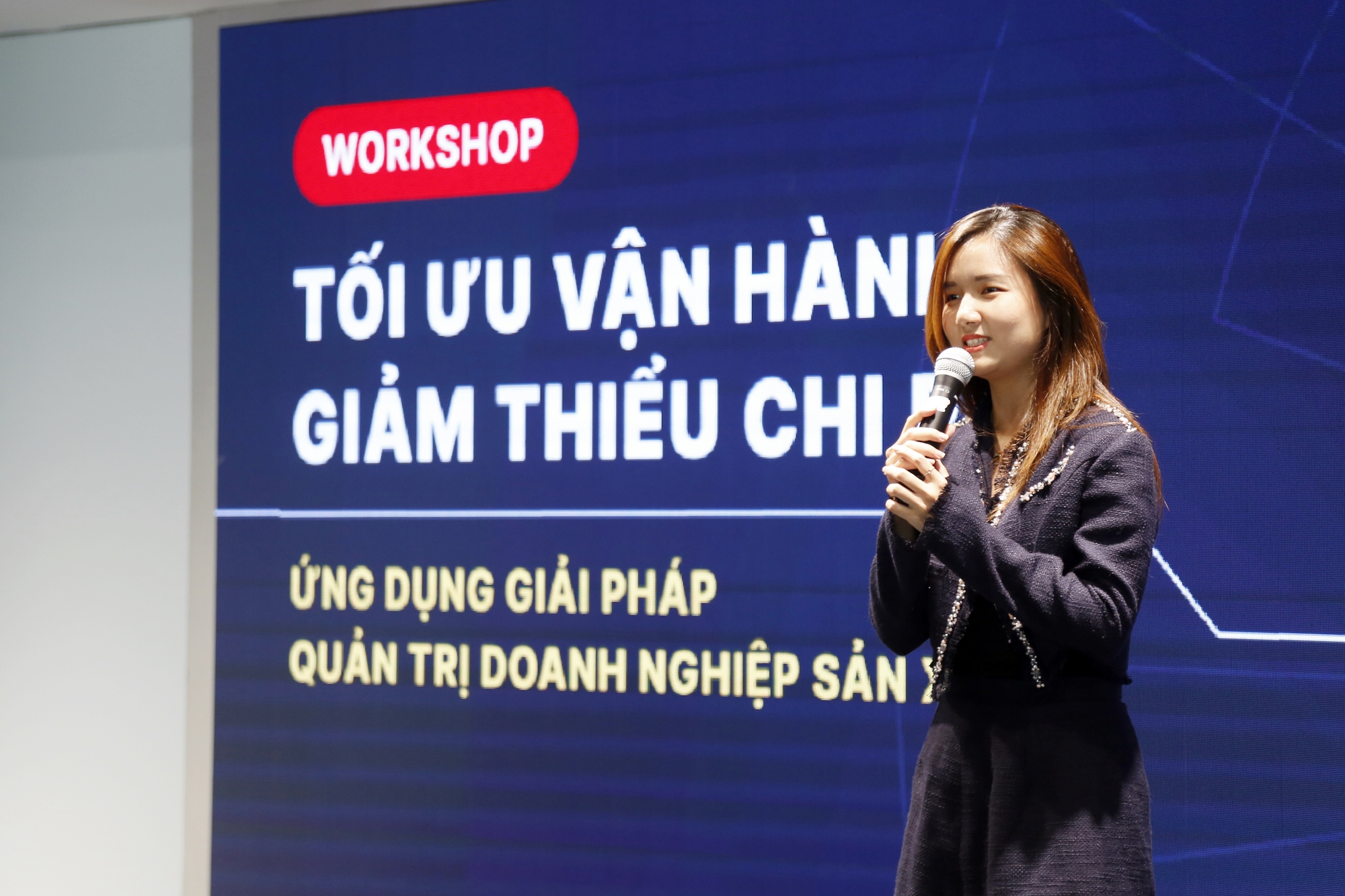 Ứng dụng phần mềm công nghệ - Giải pháp giúp tối ưu chi phí vận hành cho doanh nghiệp Ứng dụng phần mềm công nghệ - Giải pháp giúp tối ưu chi phí vận hành cho doanh nghiệp