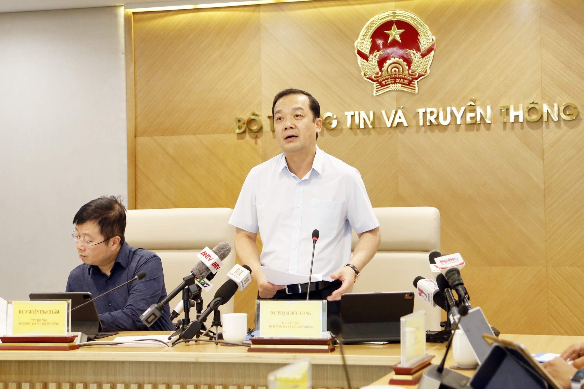 Dừng phát hành SIM tại các đại lý từ 10/9