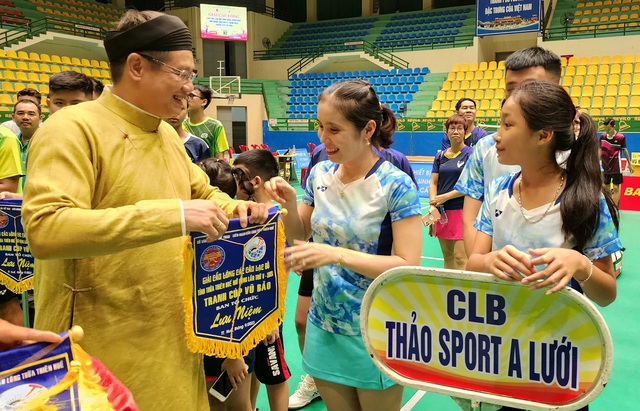 Khai mạc Giải Cầu lông các câu lạc bộ tỉnh Thừa Thiên Huế mở rộng lần thứ V - Ảnh 2.