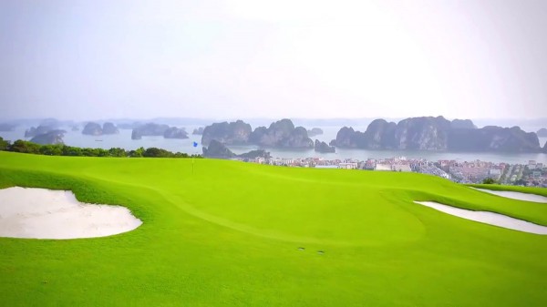 Bốn khu nghỉ dưỡng kết hợp sân golf của Việt Nam vào top đầu châu Á