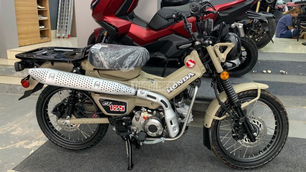 4 mẫu xe máy Honda nhập khẩu về Việt Nam có giá bán cả trăm triệu đồng