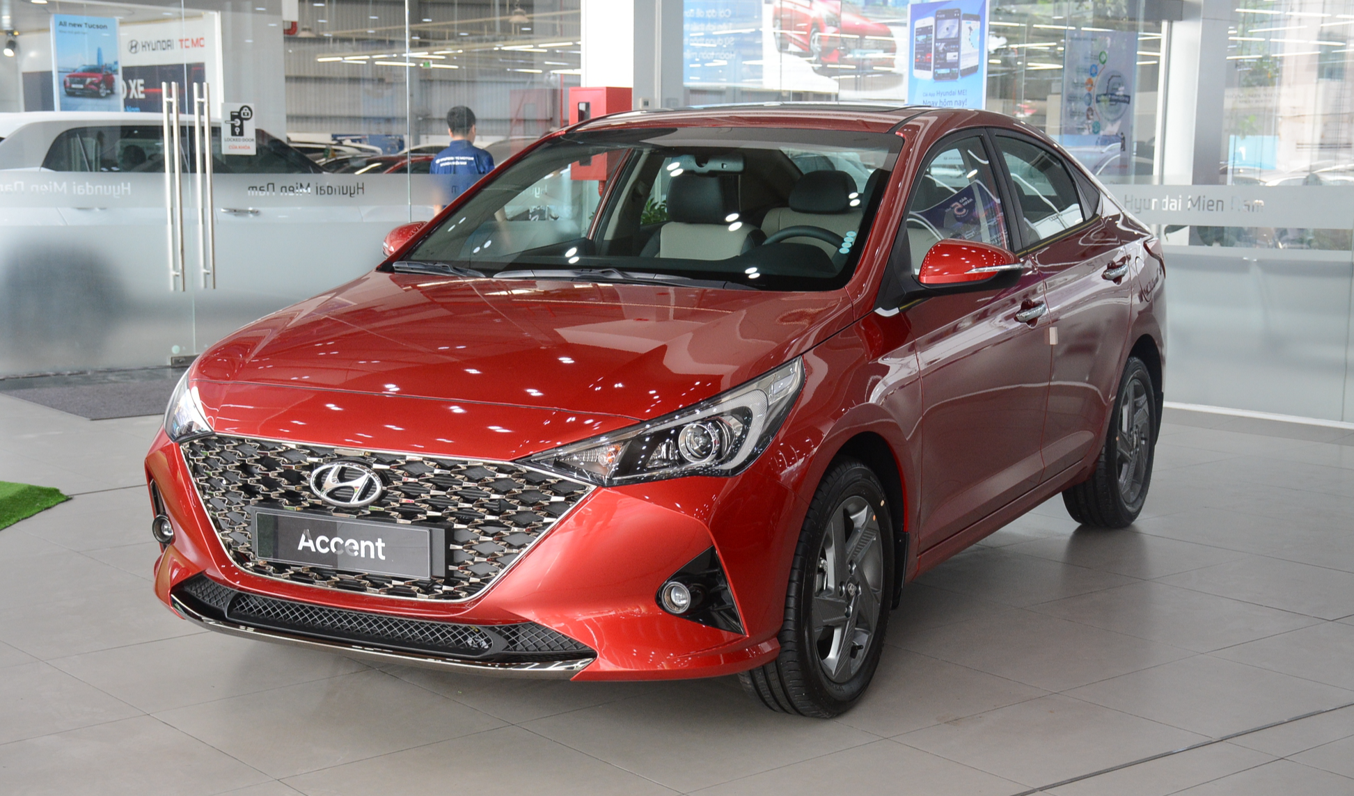 Xe sedan thất thế trong cuộc đua ô tô bán chạy nhất Việt Nam năm 2023