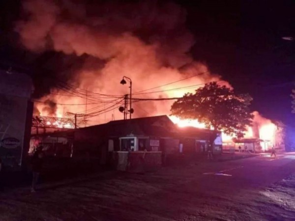 Hỏa hoạn nghiêm trọng tại Philippines khiến 15 người thiệt mạng Hỏa hoạn nghiêm trọng tại Philippines khiến 15 người thiệt mạng