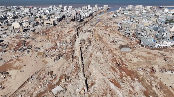 Lũ lụt san phẳng một thành phố ở Libya, số người chết có thể lên tới 20.000