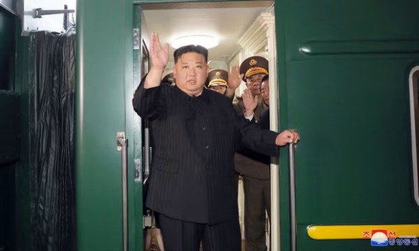 Nhã lãnh đạo Triều Tiên Kim Jong-un tới Nga, chuẩn bị gặp Tổng thống Putin