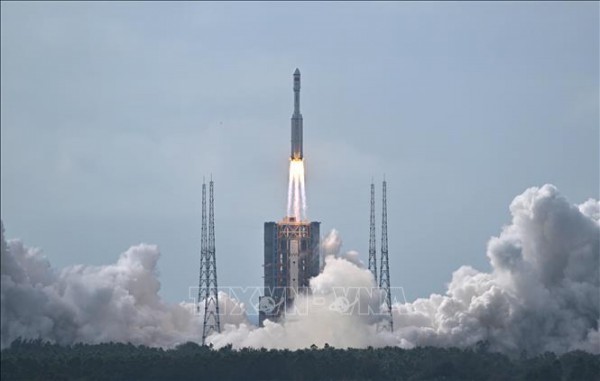 Tàu vũ trụ chở hàng Thiên Châu 5 quay trở lại bầu khí quyển Trái Đất