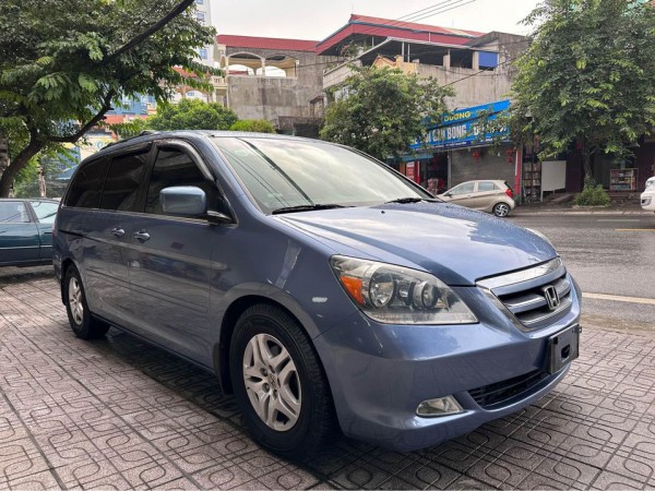 3 xe MPV 7 chỗ 3 xe MPV 7 chỗ