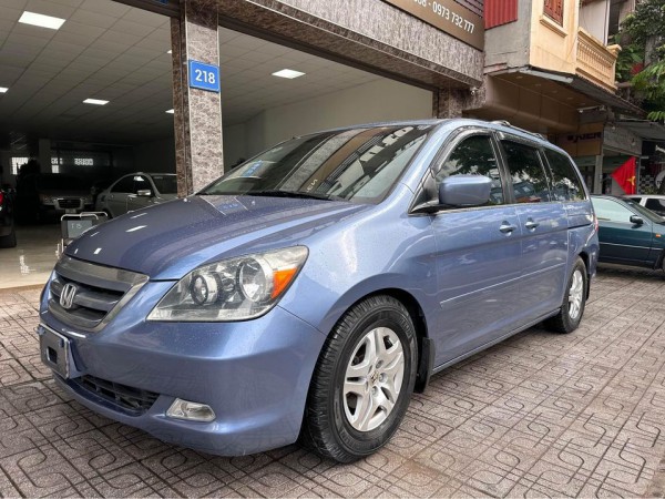 3 xe MPV 7 chỗ 3 xe MPV 7 chỗ