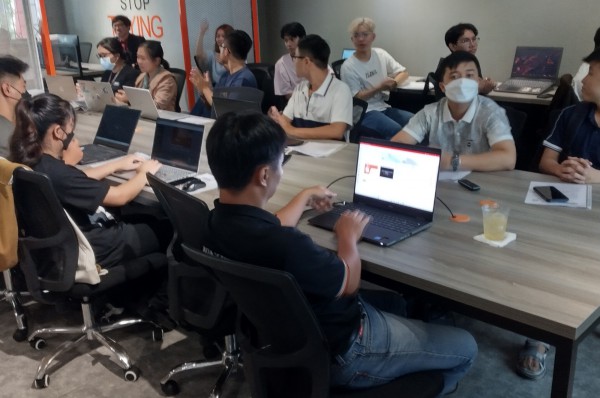 Tài khoản Facebook cá nhân bị hack và những vụ lừa đảo sau đó... Tài khoản Facebook cá nhân bị hack và những vụ lừa đảo sau đó...