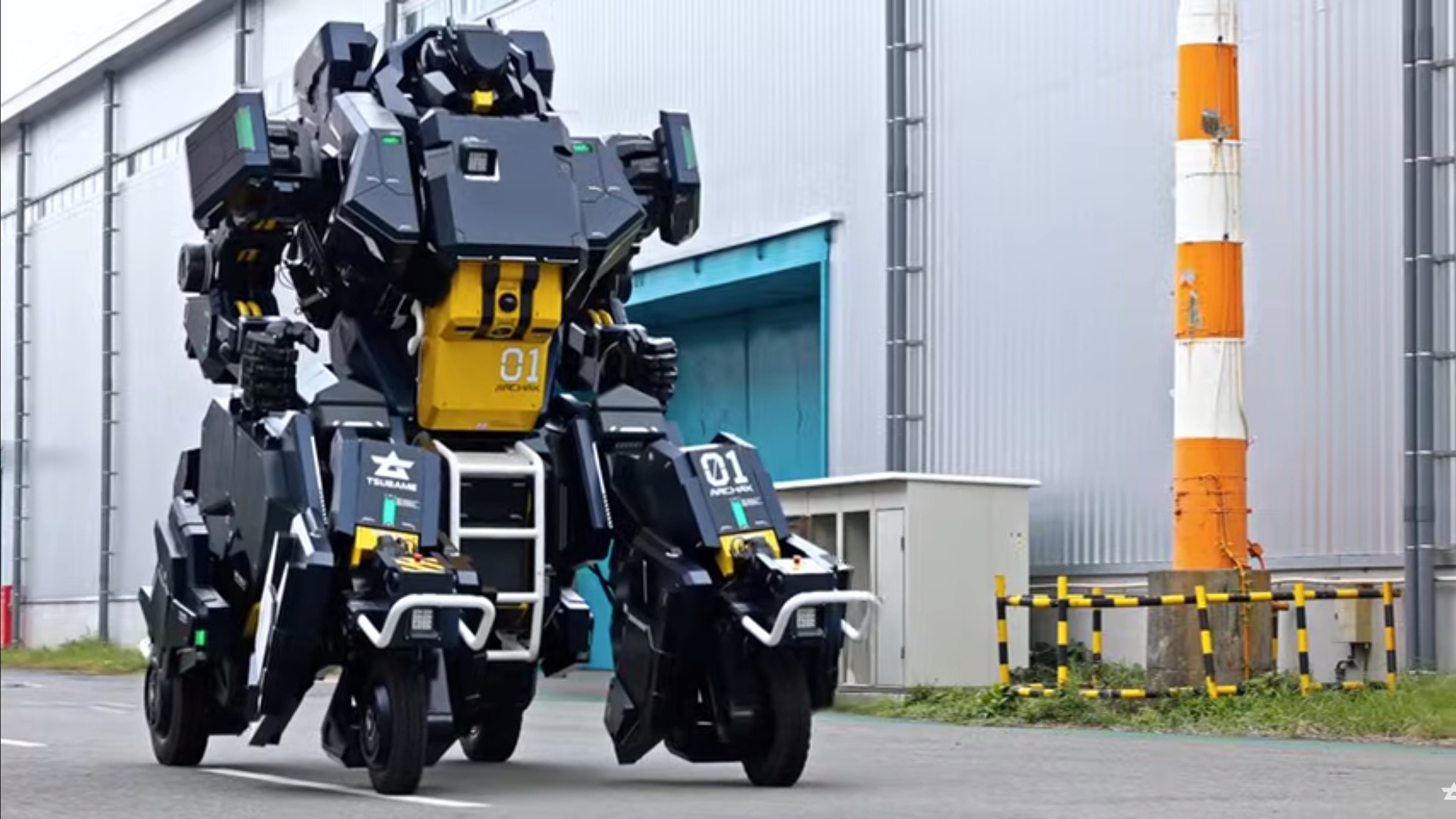 Công ty khởi nghiệp Nhật Bản ra mắt robot biến hình khổng lồ Công ty khởi nghiệp Nhật Bản ra mắt robot biến hình khổng lồ