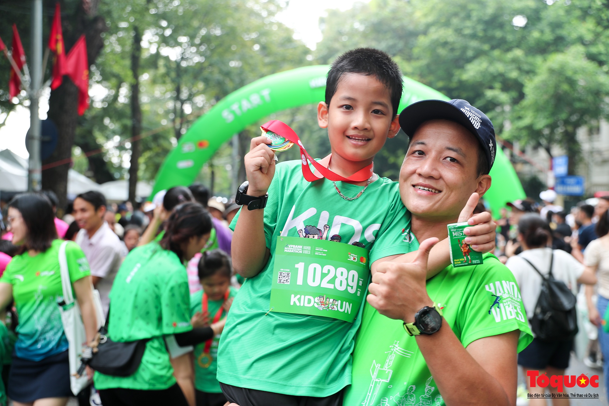 Rộn ràng đường chạy của các runner nhí - Ảnh 18. Rộn ràng đường chạy của các runner nhí - Ảnh 18.