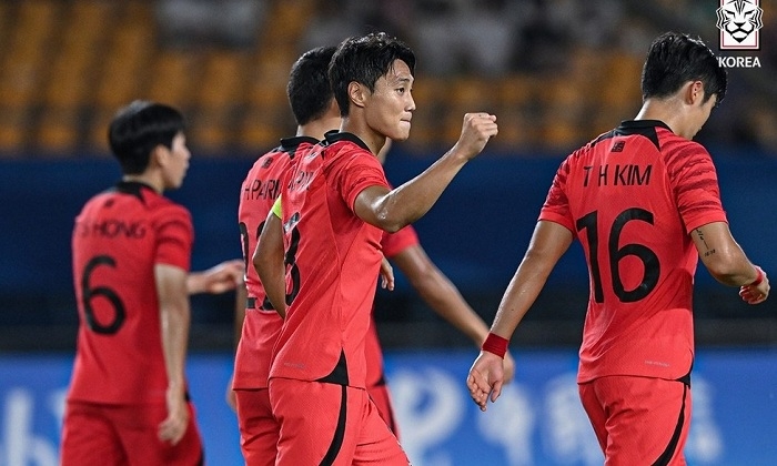Olympic Hàn Quốc lần thứ 3 liên tiếp vô địch bóng đá nam ở ASIAD Olympic Hàn Quốc lần thứ 3 liên tiếp vô địch bóng đá nam ở ASIAD
