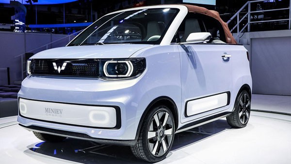 Wuling HongGuang Mini EV mui trần “gọi" nắng Wuling HongGuang Mini EV mui trần “gọi" nắng
