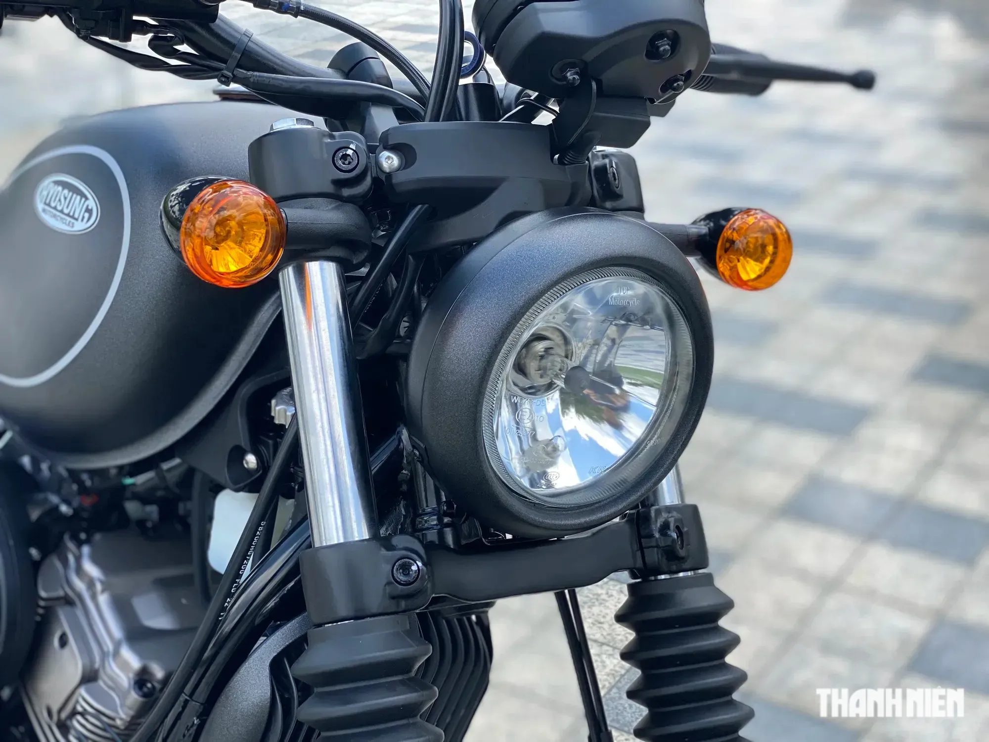 Hyosung GV300S về Việt Nam, giá 118 triệu đồng