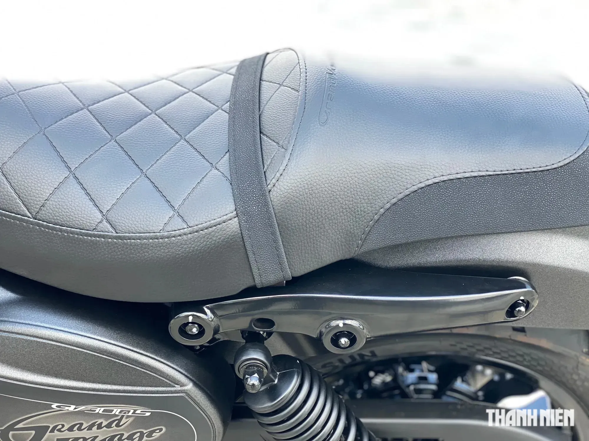 Hyosung GV300S về Việt Nam, giá 118 triệu đồng