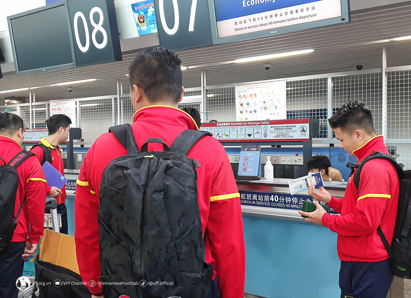 ĐT Việt Nam đã có mặt tại Suwon, chuẩn bị cho trận giao hữu với đội tuyển Hàn Quốc ĐT Việt Nam đã có mặt tại Suwon, chuẩn bị cho trận giao hữu với đội tuyển Hàn Quốc