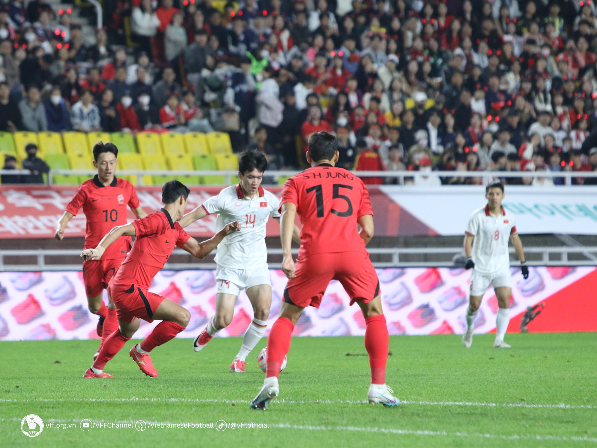 Giao hữu - ĐT Hàn Quốc 6-0 ĐT Việt Nam: Không thể tạo nên bất ngờ! Giao hữu - ĐT Hàn Quốc 6-0 ĐT Việt Nam: Không thể tạo nên bất ngờ!