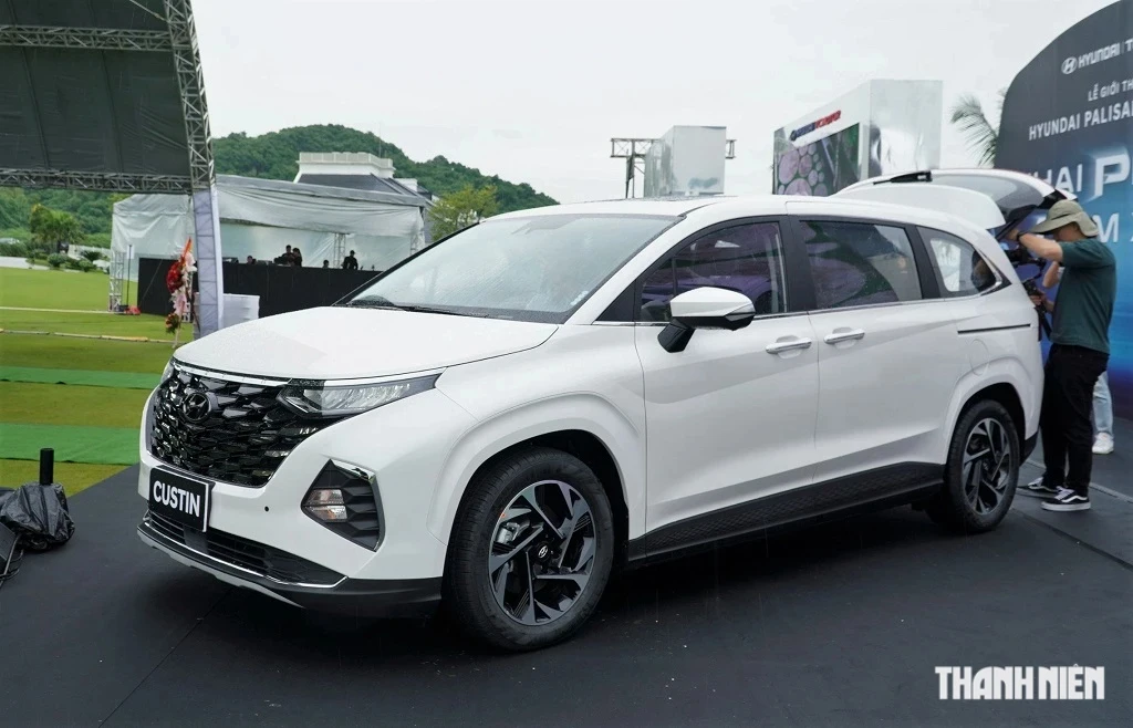 Crossover cỡ trung: Mazda CX-5 áp đảo đối thủ nhờ giá thấp không tưởng