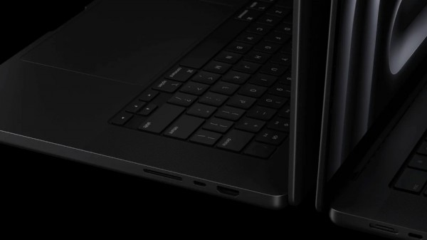 Apple ra mắt bộ đôi MacBook Pro “nhanh đáng sợ” Apple ra mắt bộ đôi MacBook Pro “nhanh đáng sợ”