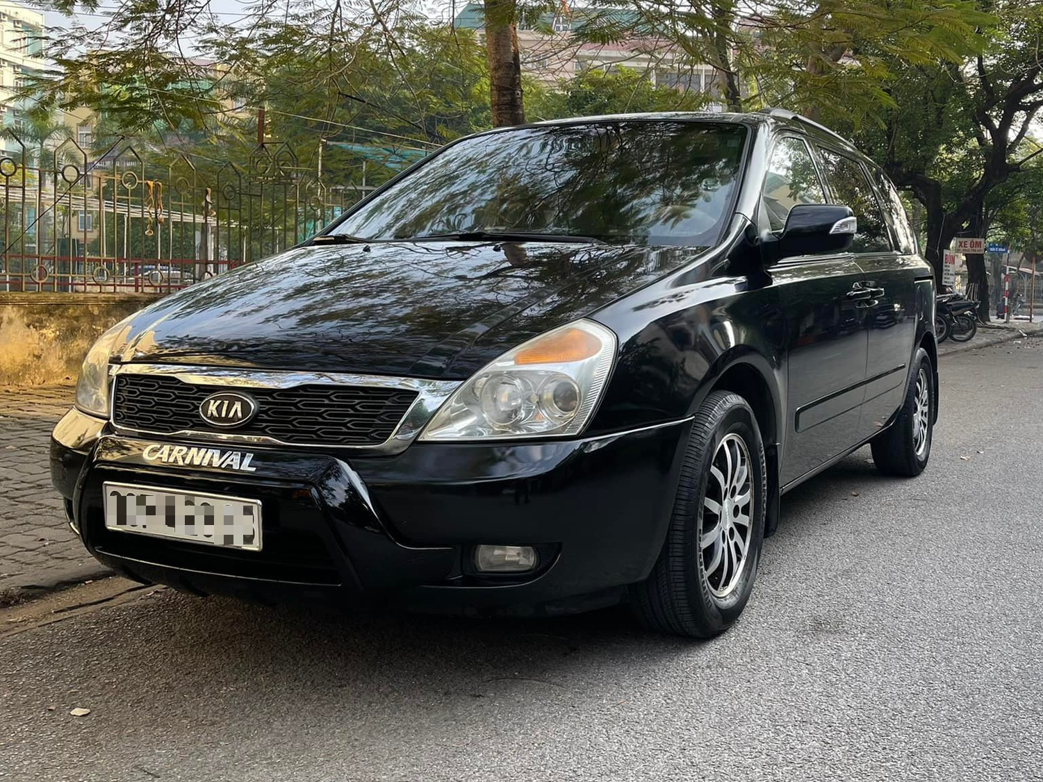 3 xe MPV 7 chỗ 3 xe MPV 7 chỗ