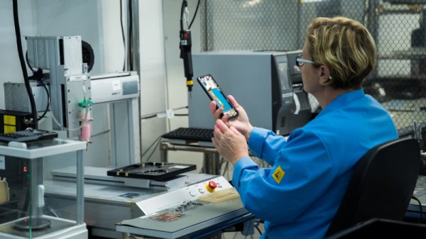 Nokia sẽ cắt giảm tới 14.000 việc làm trên toàn cầu Nokia sẽ cắt giảm tới 14.000 việc làm trên toàn cầu