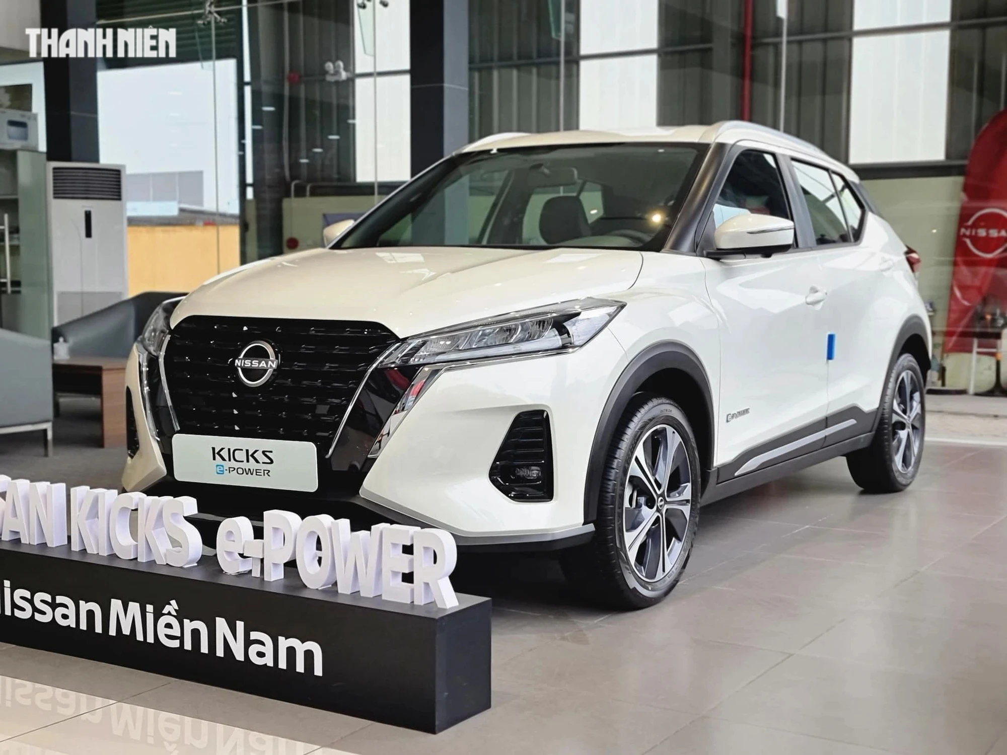 Ô tô Nhật Bản tại Việt Nam ồ ạt giảm giá bán, đấu xe Hàn Quốc