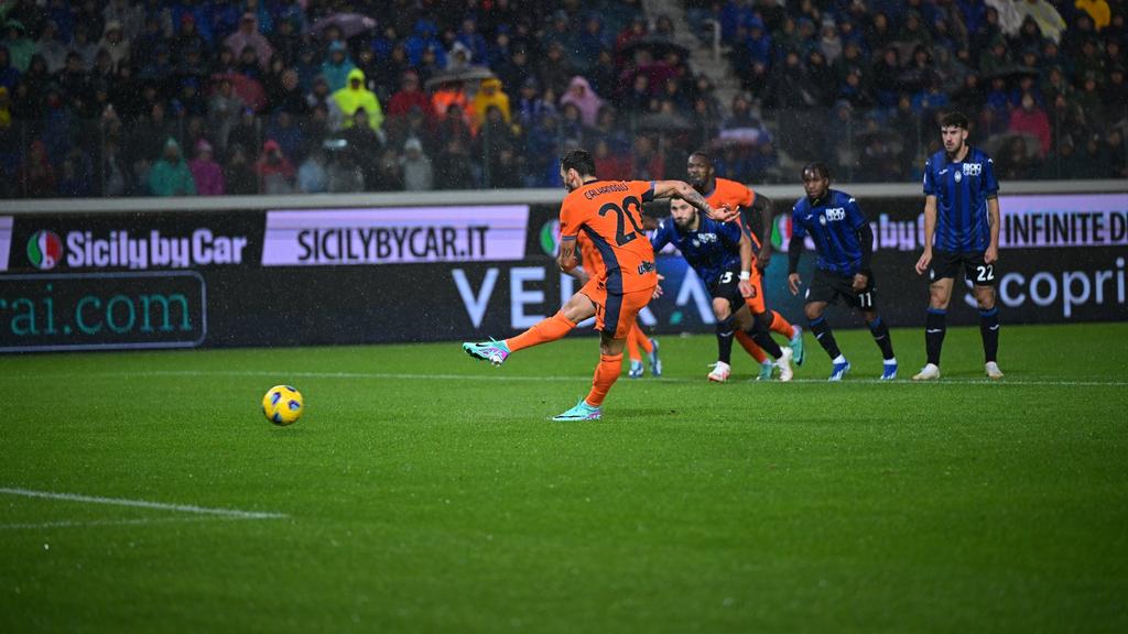 Inter Milan giành chiến thắng quan trọng trước Atalanta