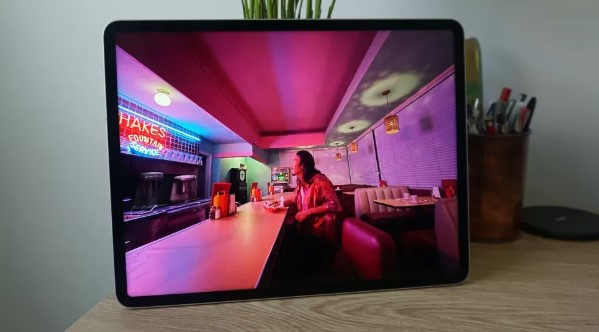 Apple sẽ sớm sản xuất iPad Pro màn hình OLED đầu tiên