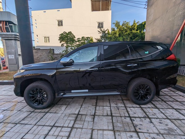 Mitsubishi Pajero Sport phiên bản 