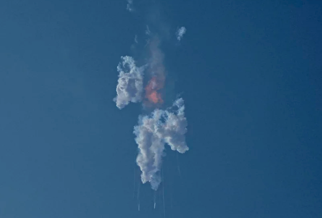 SpaceX tiếp tục thất bại khi phóng tàu vũ trụ Starship