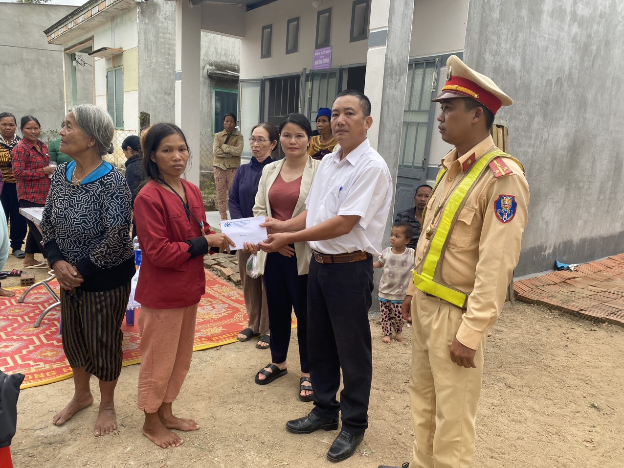  Vụ tai nạn khiến 3 thiếu niên tử vong: Vừa về thăm nhà thì gặp nạn - Ảnh 2.