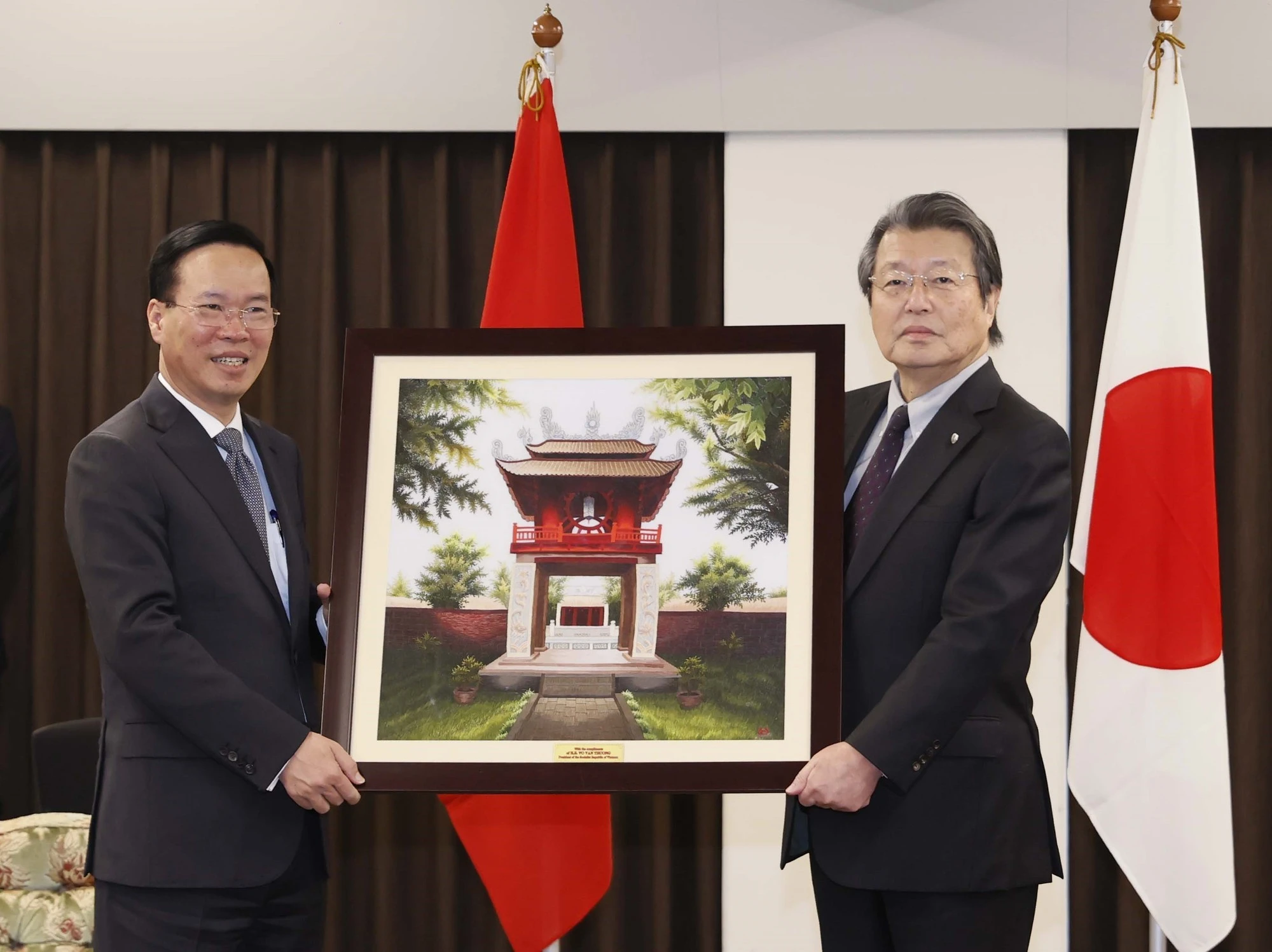 Chủ tịch nước Võ Văn Thưởng thăm Đại học Kyushu, Nhật Bản - Ảnh 2. Chủ tịch nước Võ Văn Thưởng thăm Đại học Kyushu, Nhật Bản - Ảnh 2.