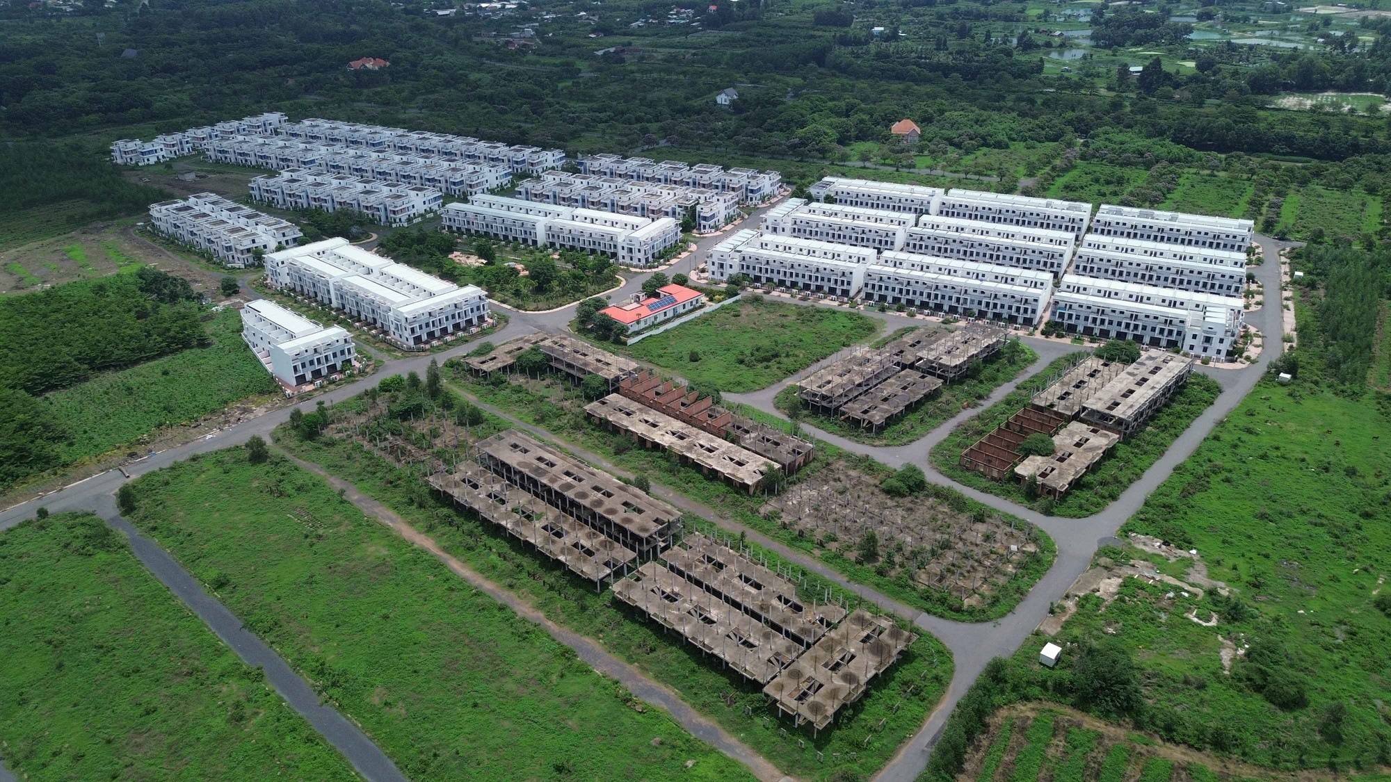 Bắt ông Nguyễn Khánh Hưng Chủ tịch HĐQT Công ty Cổ phần Đầu tư LDG - Ảnh 2. Bắt ông Nguyễn Khánh Hưng Chủ tịch HĐQT Công ty Cổ phần Đầu tư LDG - Ảnh 2.