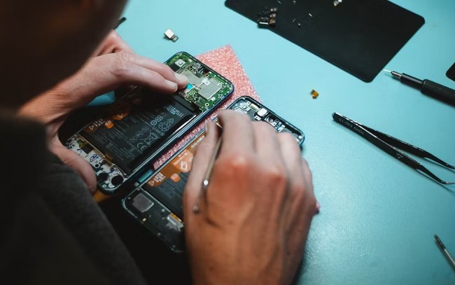 4 dấu hiệu cho thấy đã đến lúc thay pin iPhone 4 dấu hiệu cho thấy đã đến lúc thay pin iPhone