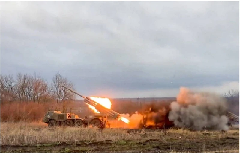 Chiến sự Ukraine ngày 642: Nga tấn công dồn dập; lãnh đạo NATO gửi thông điệp? - Ảnh 1. Chiến sự Ukraine ngày 642: Nga tấn công dồn dập; lãnh đạo NATO gửi thông điệp? - Ảnh 1.