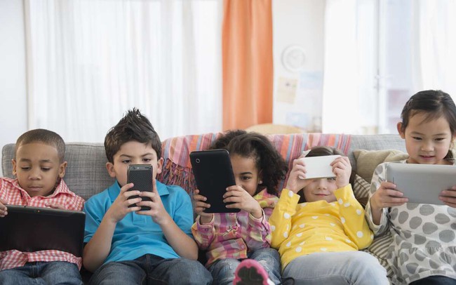 Mỹ đẩy mạnh bảo vệ trẻ em trước mặt trái của mạng xã hội Mỹ đẩy mạnh bảo vệ trẻ em trước mặt trái của mạng xã hội