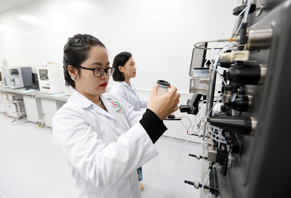TP.HCM rộng cửa đón người tài giỏi - Ảnh 1. TP.HCM rộng cửa đón người tài giỏi - Ảnh 1.