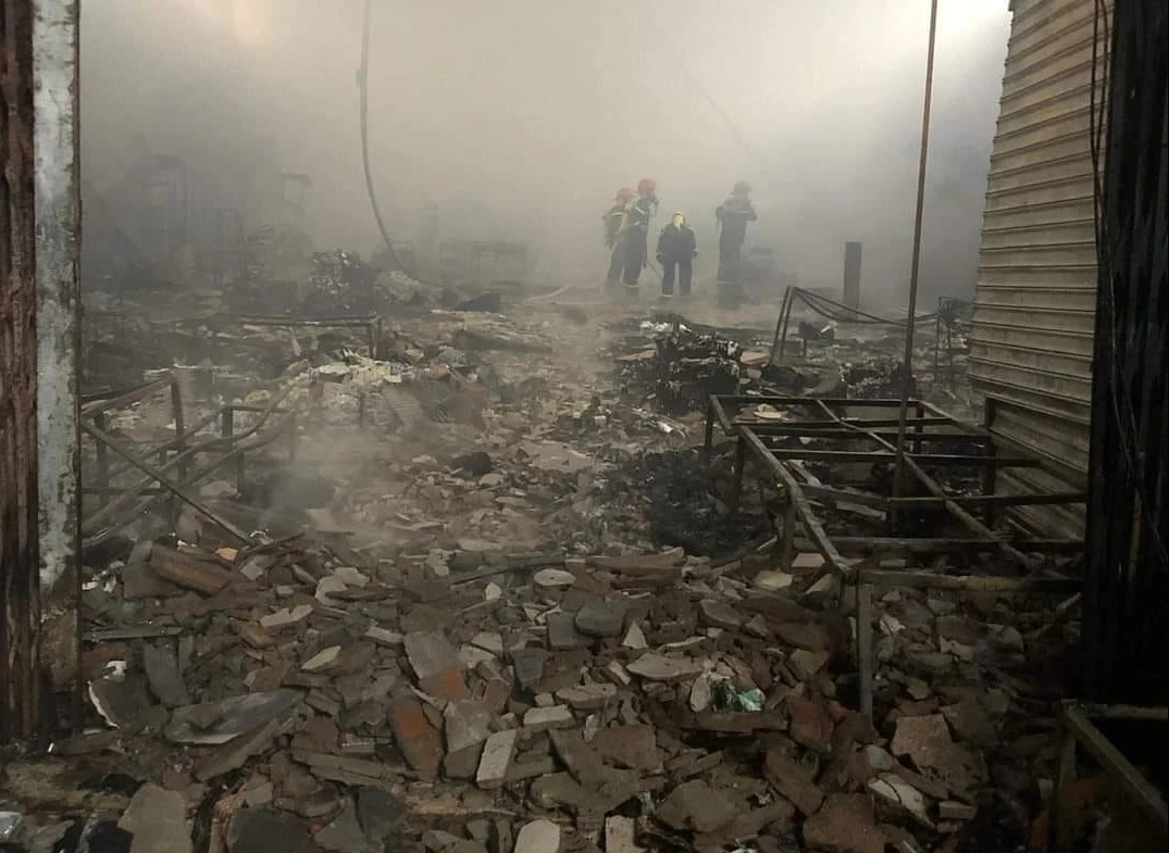 Vụ cháy chợ Khe Tre: Hơn 335 gian hàng bị thiệt hại - Ảnh 3.