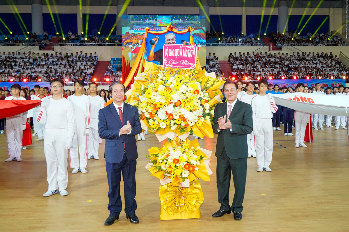 Hải Phòng khai mạc Hội khỏe Phù Đổng lần thứ 17 - Ảnh 2. Hải Phòng khai mạc Hội khỏe Phù Đổng lần thứ 17 - Ảnh 2.